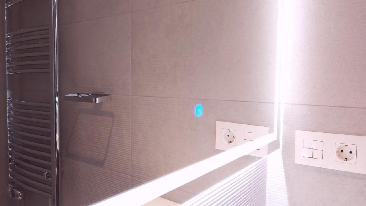 Del Parque Flats Urban Adults Luxury Apartment Malaga Exterior photo